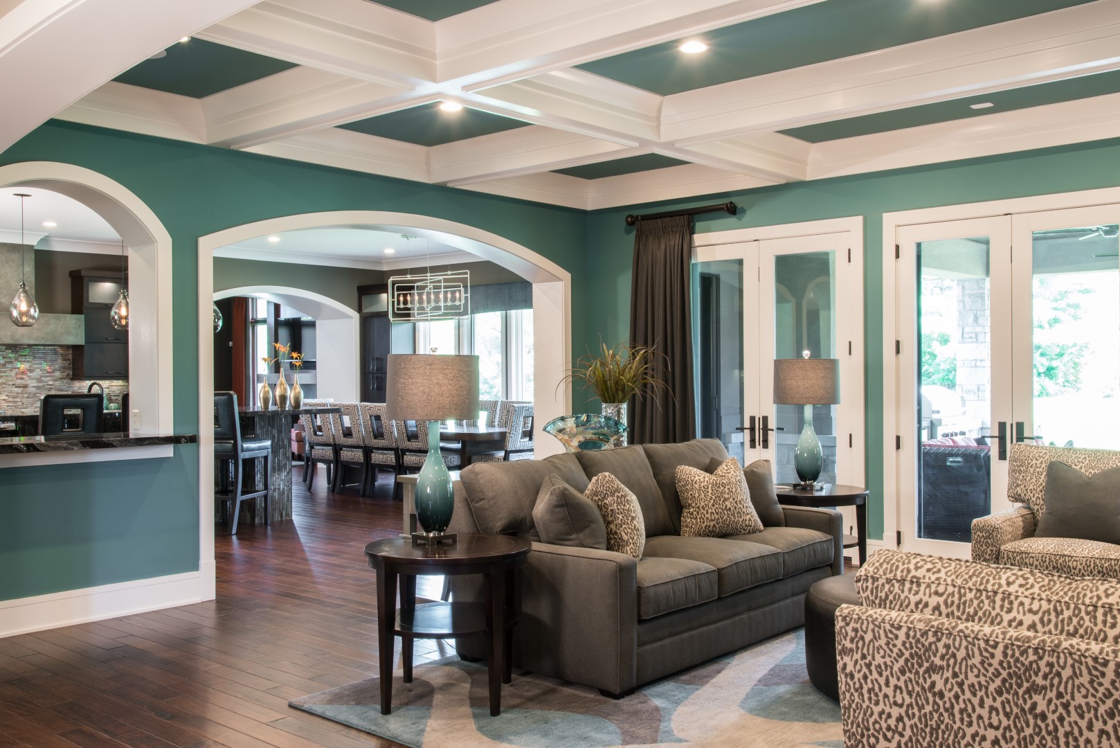 Image of Home - Contemporary Living in Creve Coeur