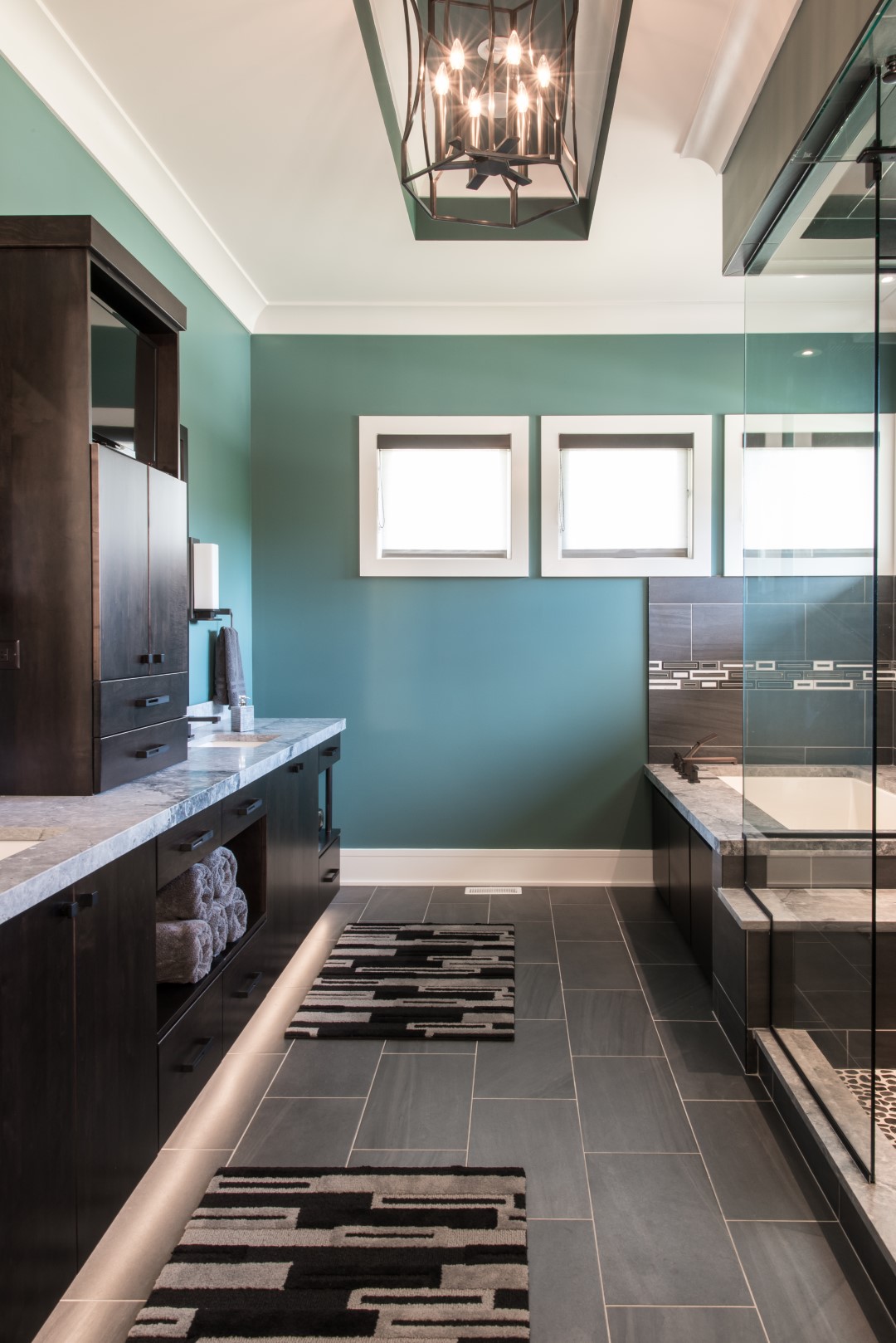 Image of Home - Contemporary Living in Creve Coeur