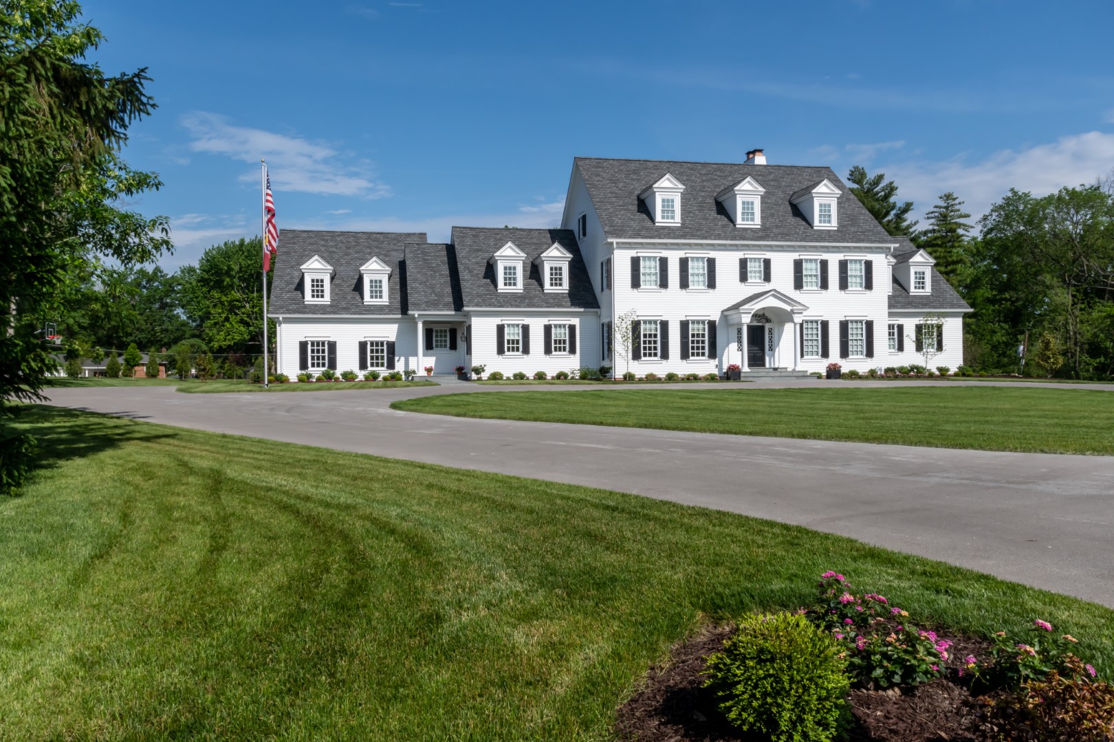 Image of Home - Georgian Mansion in Des Peres